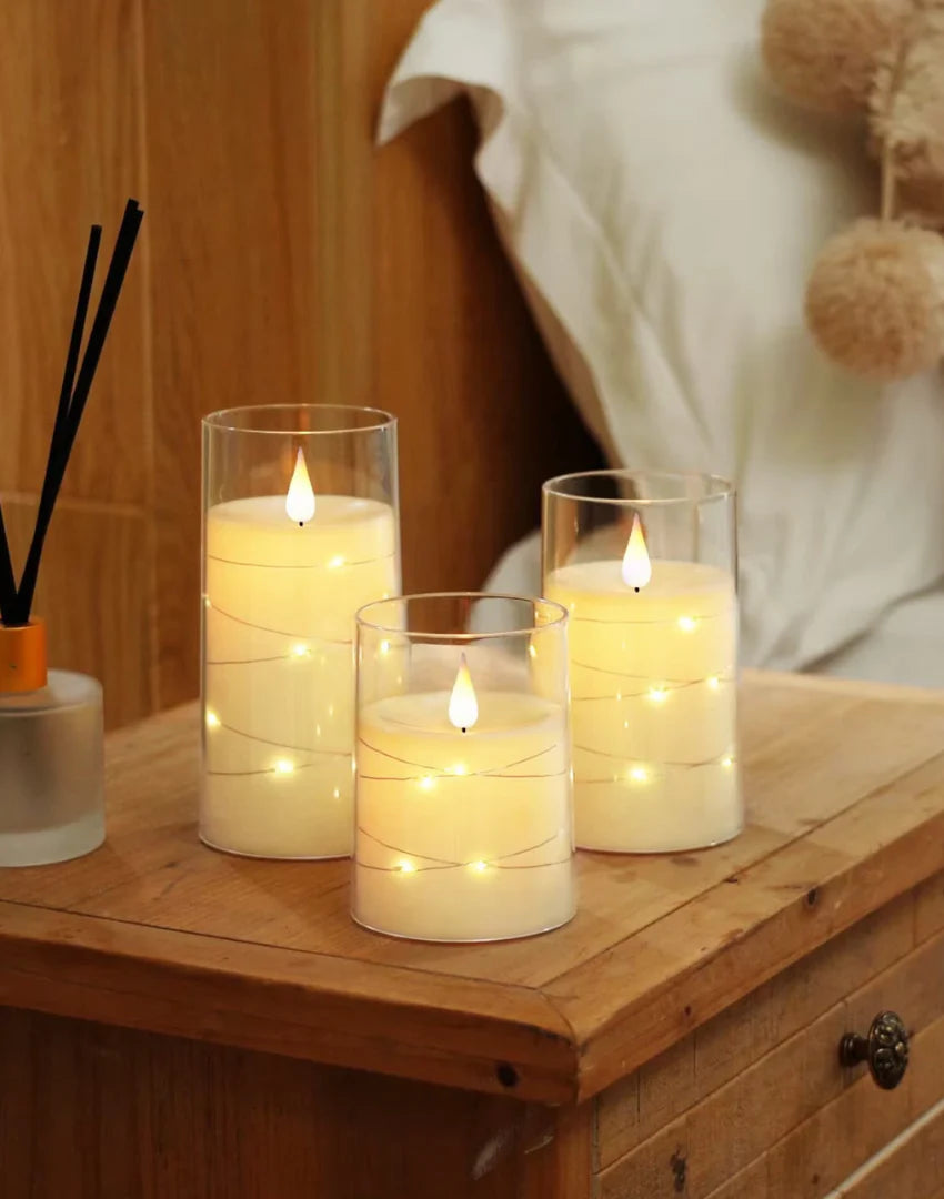 FLAMORA™ LED-KERZENSET MIT LICHTERKETTE